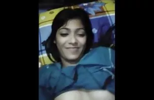 色情铸造的黑黝黝美女