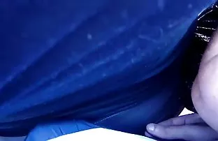 丰满的女按摩师知道如何给她的客户带来快乐。