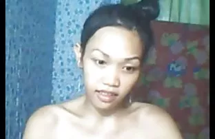 给女孩加油，以免用厚厚的成员撕掉她的豆荚