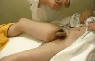 办公室里丰满的秘书与老板发生性关系