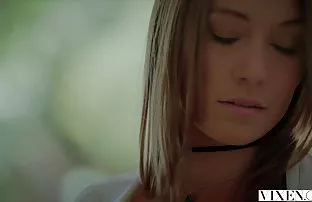 你的屄多少钱？