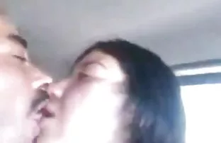被一名热身教练诱惑并疯狂地送给他