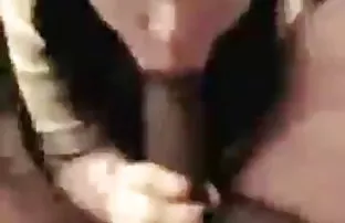 这位老兄最后一次同意操她贪得无厌的邻居。