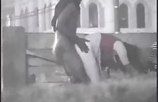 男按摩师用魔法手和鸡巴