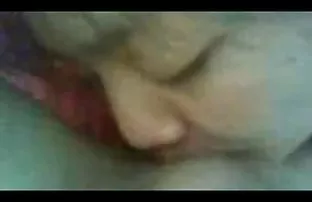苗条的园丁被她的一位大秃头大师惊呆了
