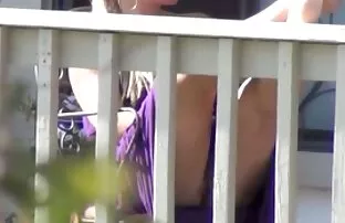 所有漏洞的俄罗斯秘书都给了快递员和老板