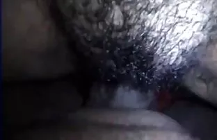 双重渗透带来奢华的黑发神话般的高潮