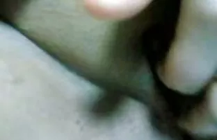 出租车司机引诱了她喜欢的客户并跳上了他的辣根