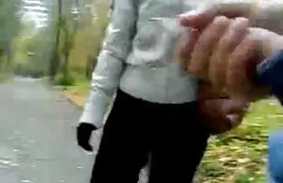 体育按摩师知道如何站起来