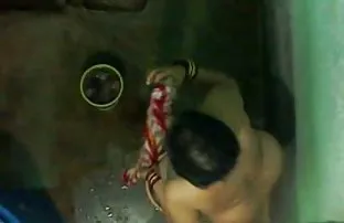 精致的女士挤奶强大的阴茎幸运喉咙和多汁的猫