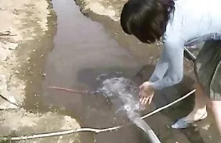 情人满意的美女的欲望与硬肛交