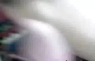 约翰尼城堡在一位朋友的眼中着名地殴打他的妻子